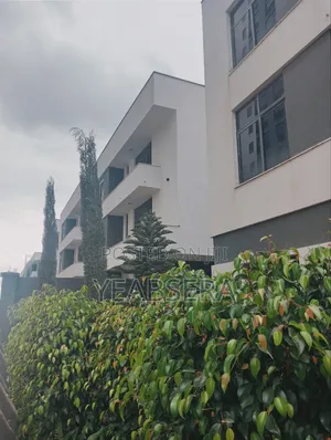 5bdrm Villa in Phison Real Estate, Bole for sale