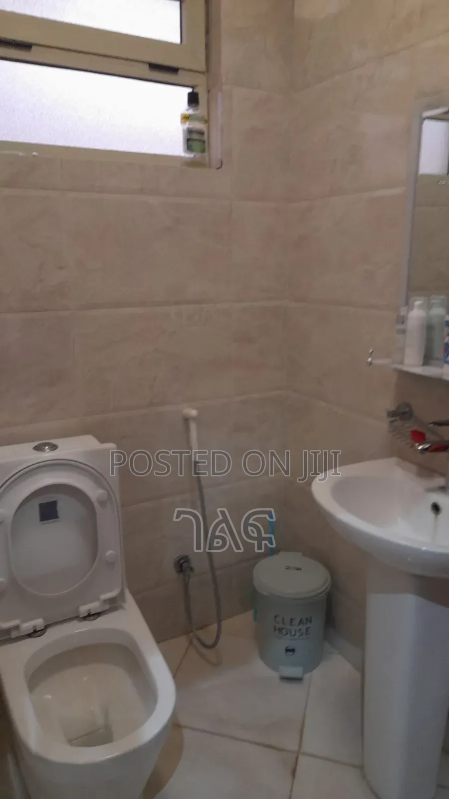 6bdrm Apartment in ታዋቂ ሪልስቴት ግቢ ውስጥ ሲሆን, Bole for sale