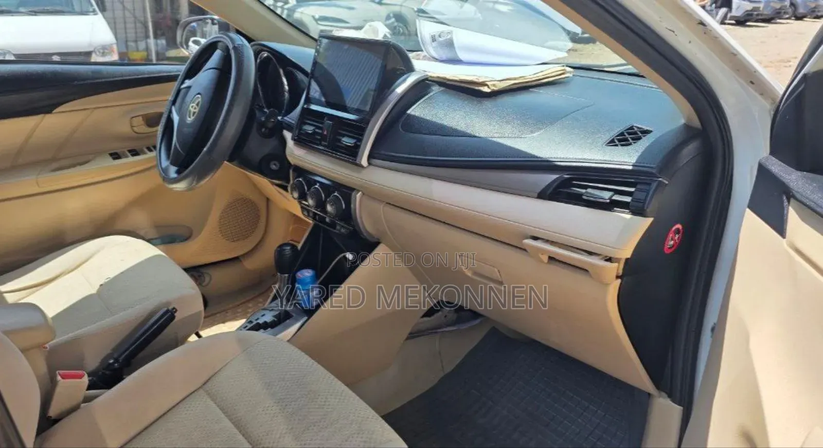 Toyota Yaris 2017 White