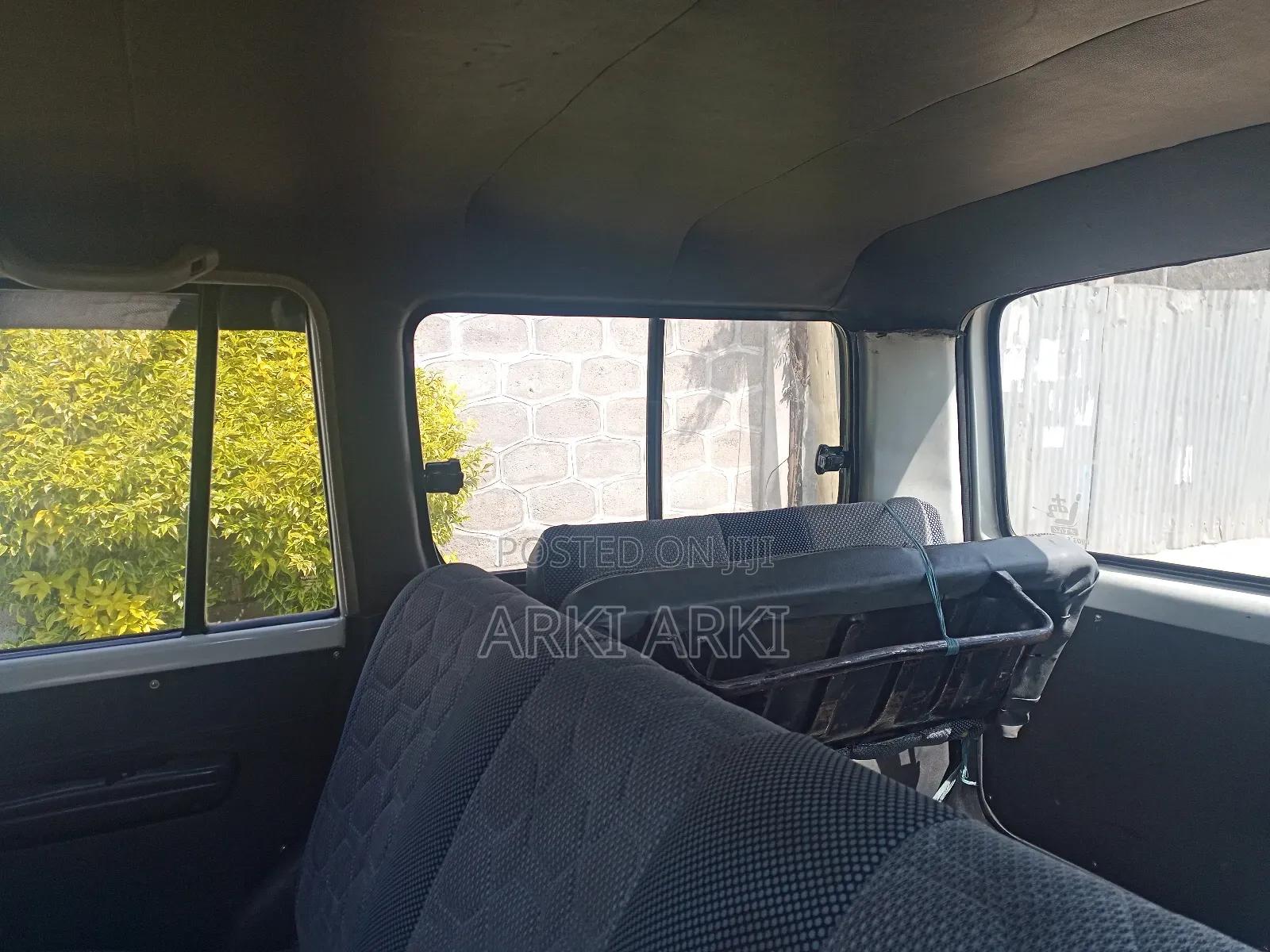 Toyota Land Cruiser 1995 White