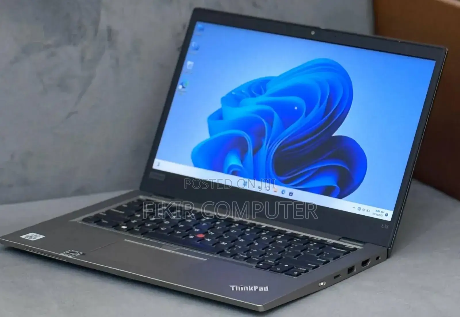 New Laptop Lenovo ThinkPad L13 Yoga 8GB Intel Core I5 SSD 256GB