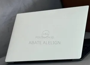 New Laptop Dell XPS 13 8GB Intel Core I7 SSD 512GB