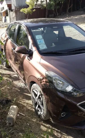 Hyundai I10 2021 Brown