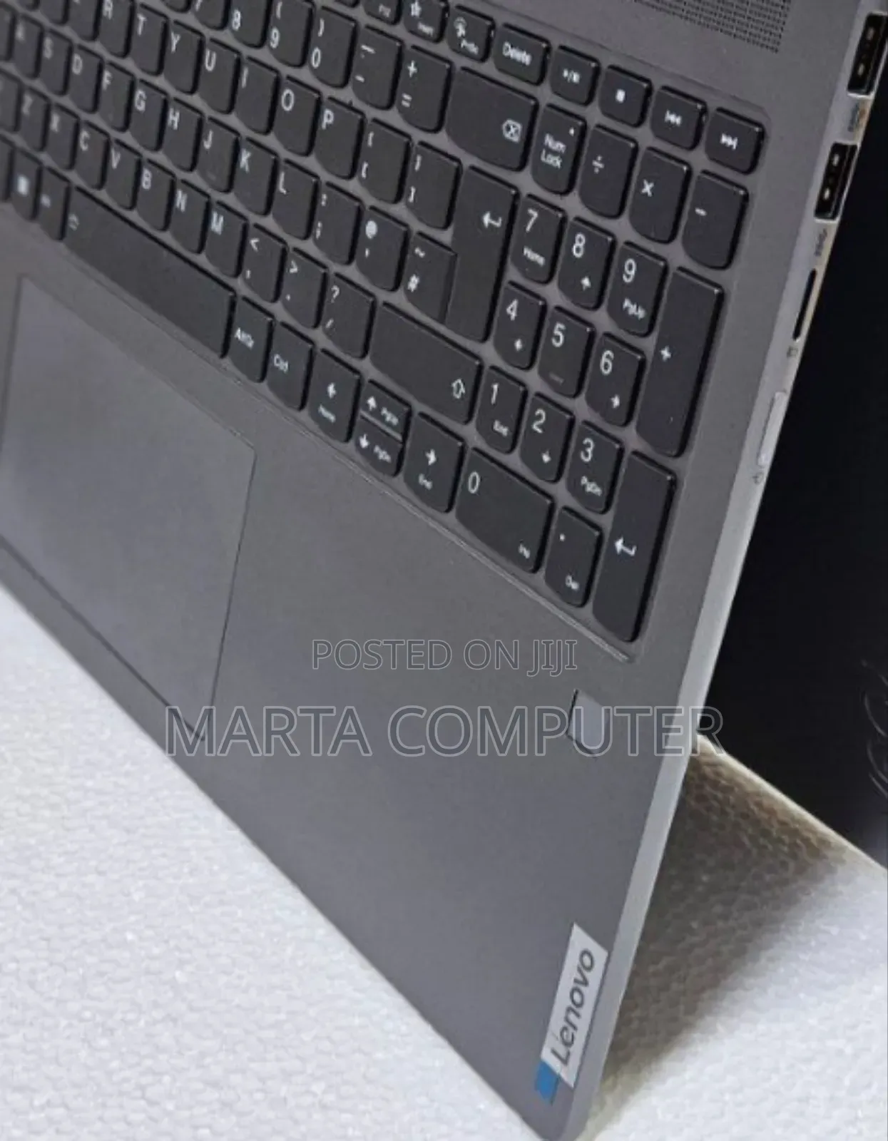 New Laptop Lenovo Yoga 7i 16GB Intel Core I7 SSD 512GB