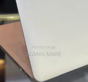 New Laptop Apple MacBook Pro 2015 16GB Intel Core I7 SSD 256GB