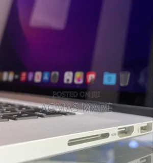 New Laptop Apple MacBook Pro 2015 16GB Intel Core I7 SSD 256GB