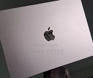 New Laptop Apple MacBook Air 2025 M4 13-Inch 16GB Apple M4 SSD 256GB