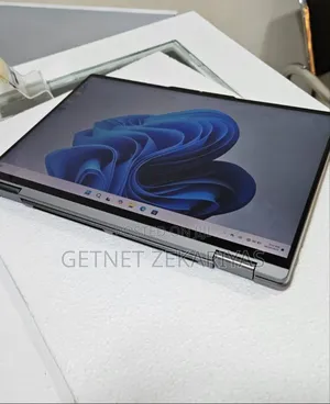 New Laptop Lenovo Yoga C740 16GB Intel Core I7 SSD 512GB