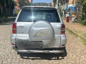 Toyota RAV4 Automatic 2003 Silver