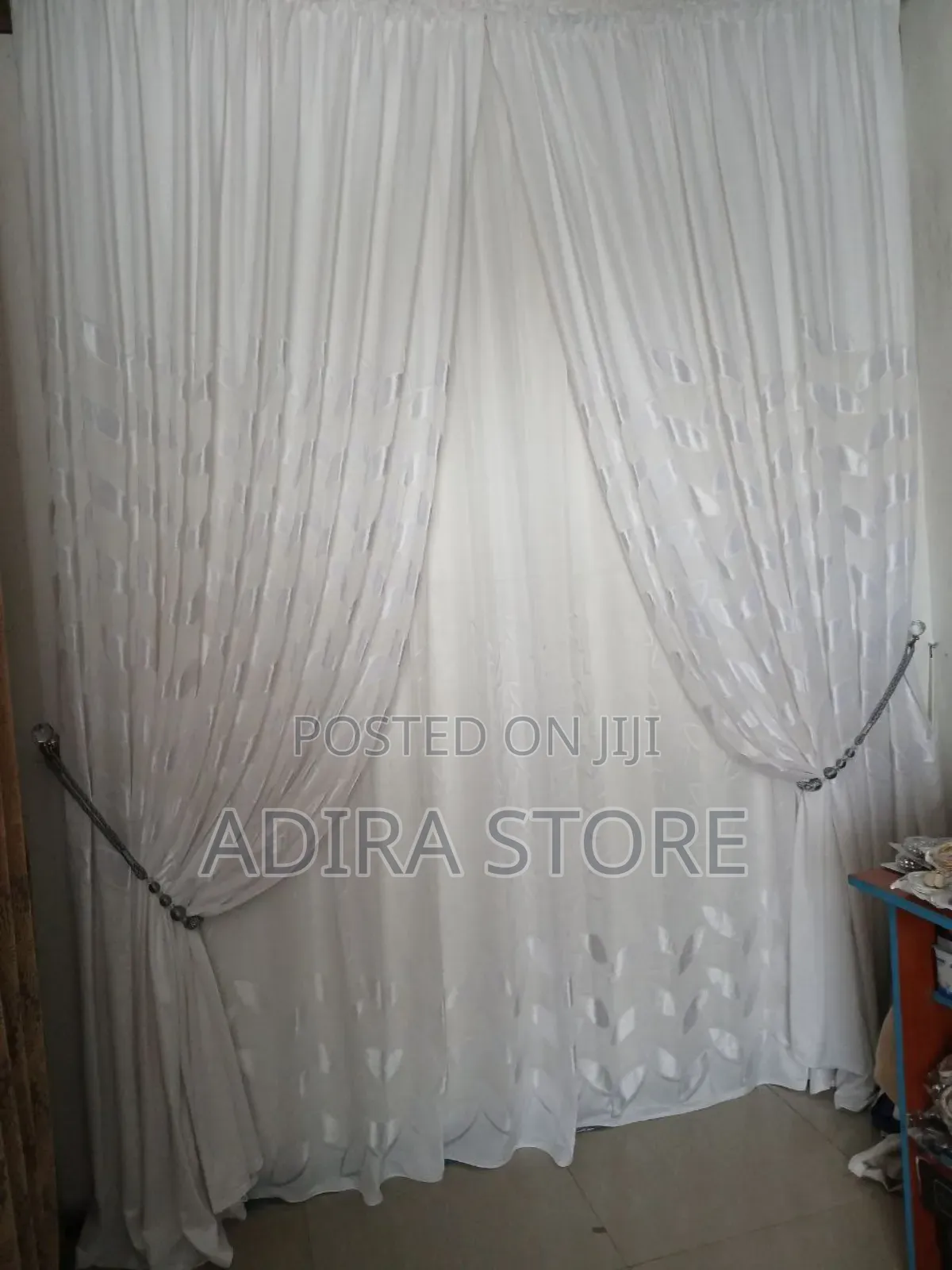 Curtain /መጋረጃ