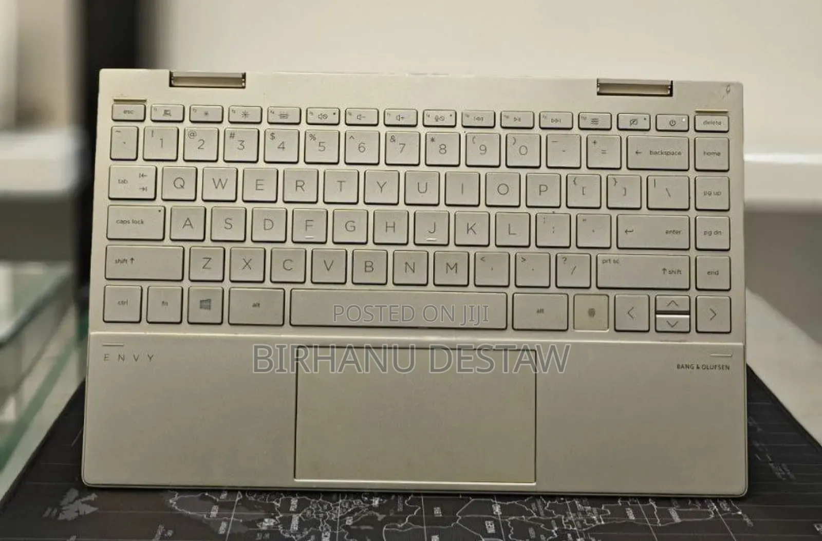 New Laptop HP Envy x360 8GB Intel Core i7 SSD 1T