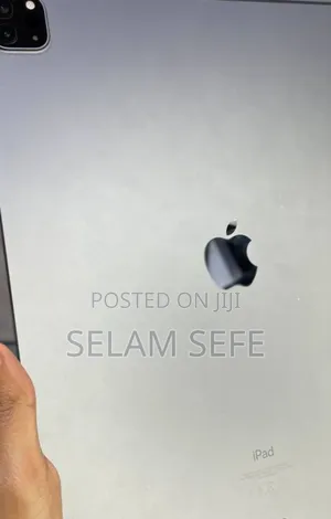 New Apple iPad Pro 12.9 (2020) 128 GB