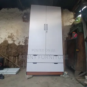 Photo - Mishet Kumstan