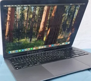 New Laptop Apple MacBook Air 2022 M2 8GB Apple M2 SSD 256GB