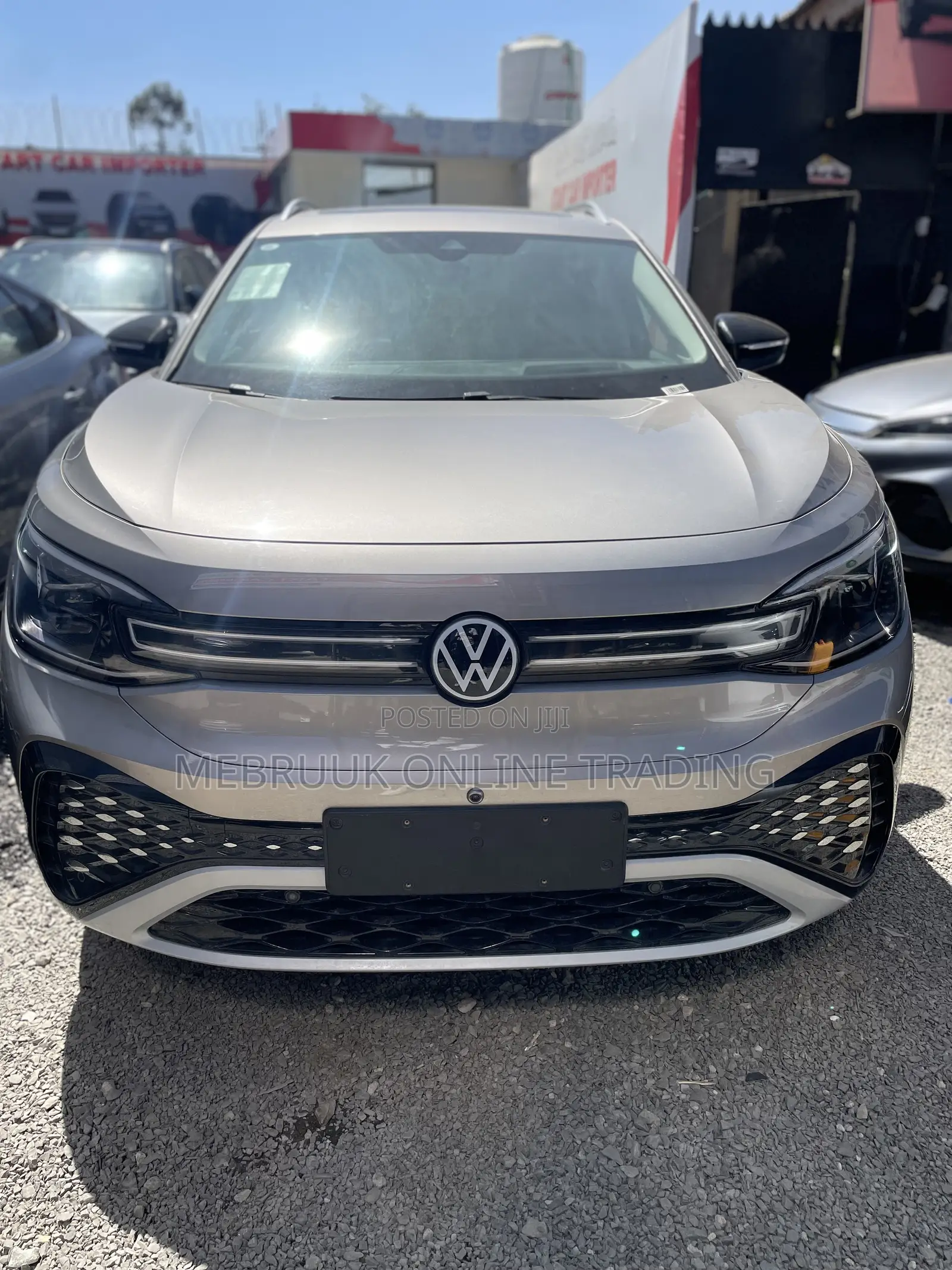 Volkswagen ID.6 2023 Gold