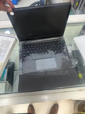 Photo - S9 Ultra Tablet Keyboard