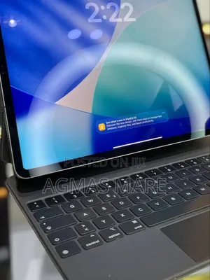 Photo - New Apple iPad Pro 12.9 (2022) 128 GB