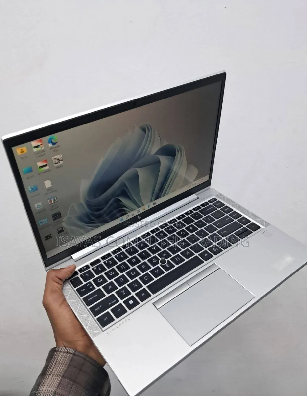 New Laptop HP EliteBook 845 G8 16GB AMD Ryzen 5 SSD 512GB