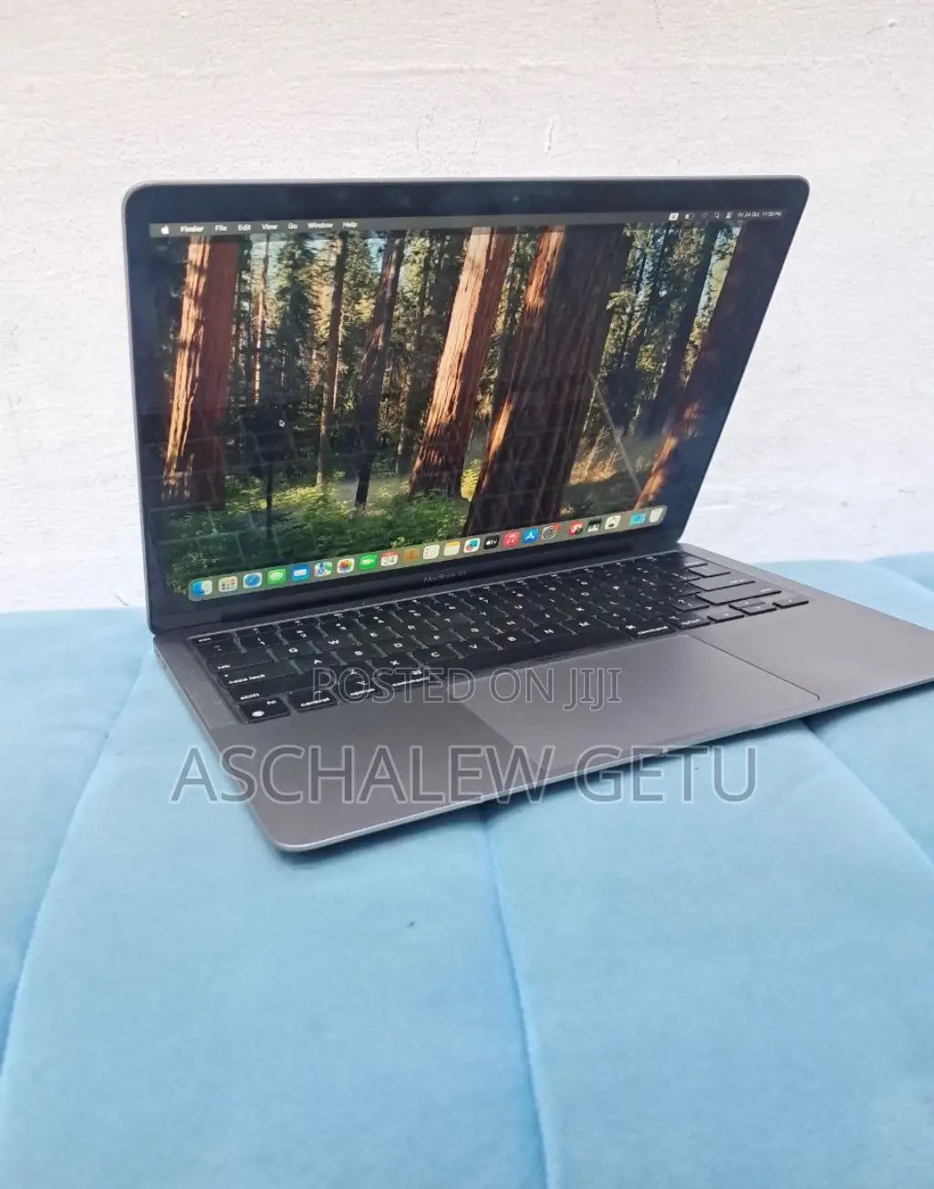 New Laptop Apple MacBook Air 2020 16GB Apple M1 SSD 256GB