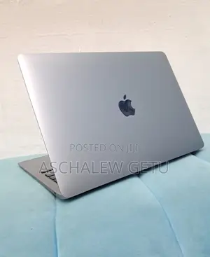 New Laptop Apple MacBook Air 2020 16GB Apple M1 SSD 256GB