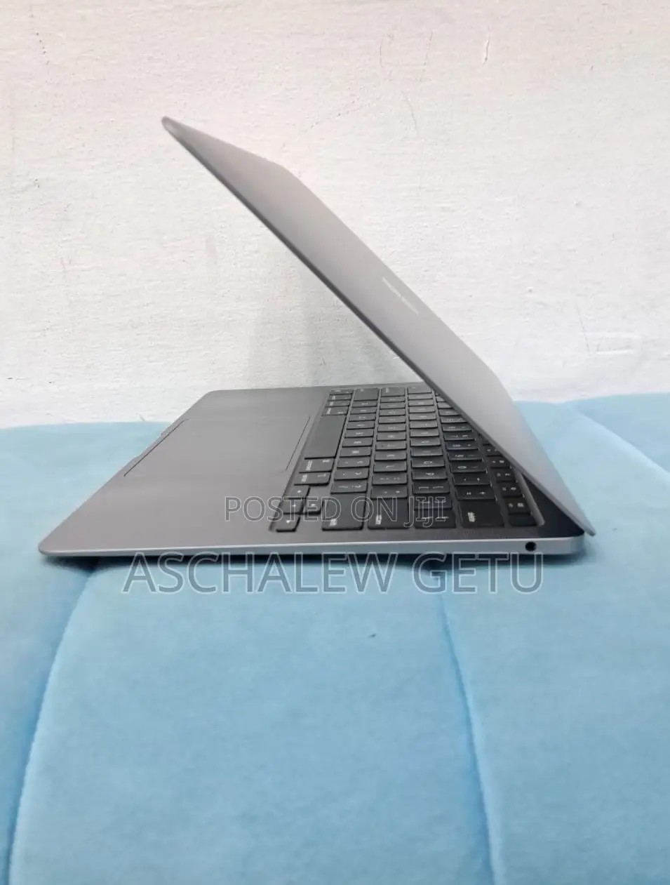 New Laptop Apple MacBook Air 2020 16GB Apple M1 SSD 256GB
