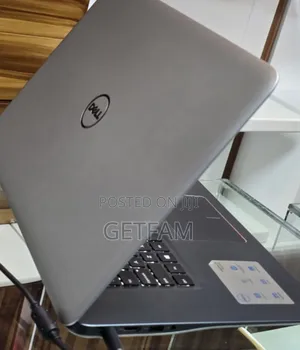 New Laptop Dell Inspiron 15 8GB Intel Core I7 SSD 1T