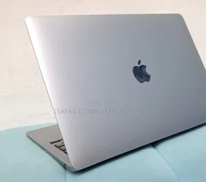 Photo - New Laptop Apple MacBook Air 2020 M1 16GB SSD 256GB
