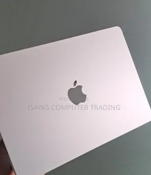 Photo - New Laptop Apple MacBook Air 2025 M4 13-Inch 16GB SSD 256GB