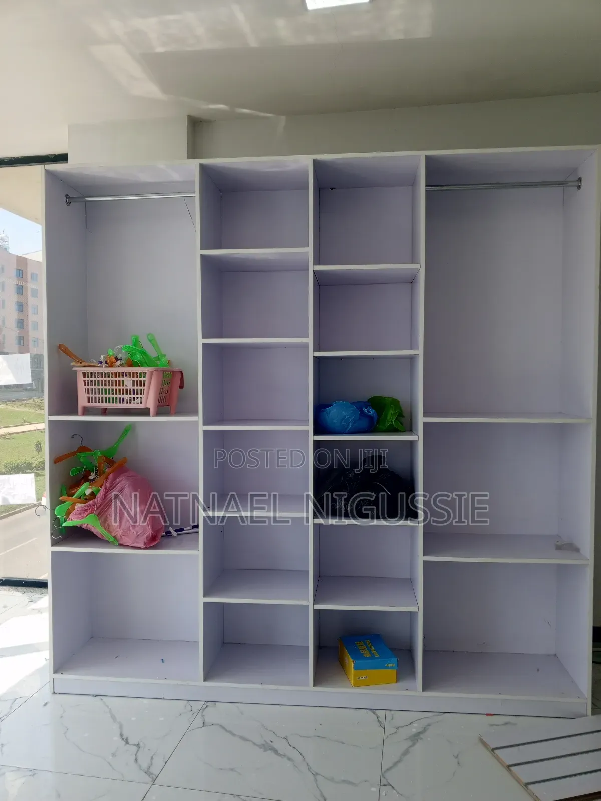 Shelf ቁመት 240, ወደ ጎን 240