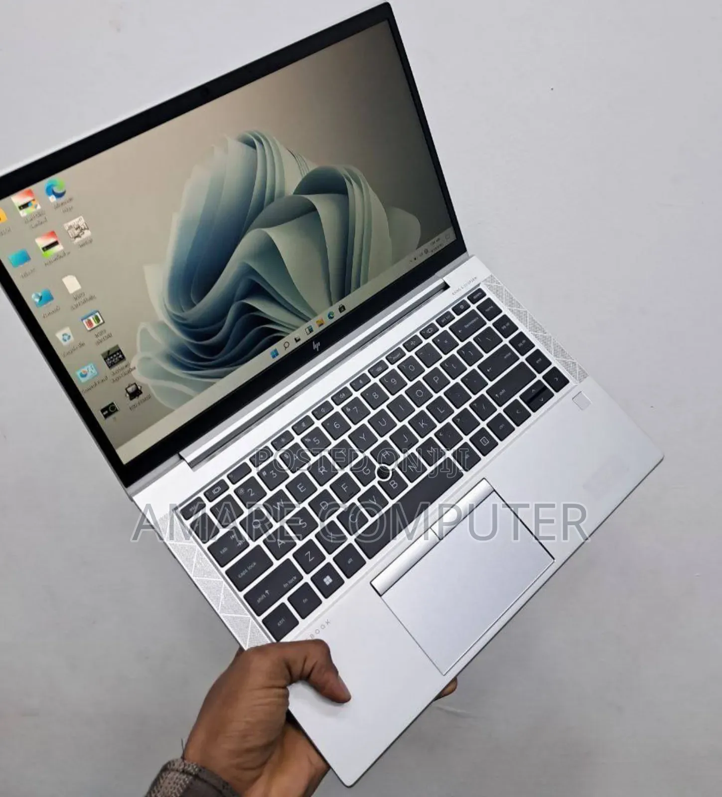 New Laptop HP EliteBook 845 G8 16GB AMD Ryzen 5 SSD 512GB