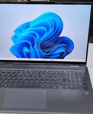 New Laptop Lenovo Yoga 7i 16GB Intel Core I7 SSD 512GB