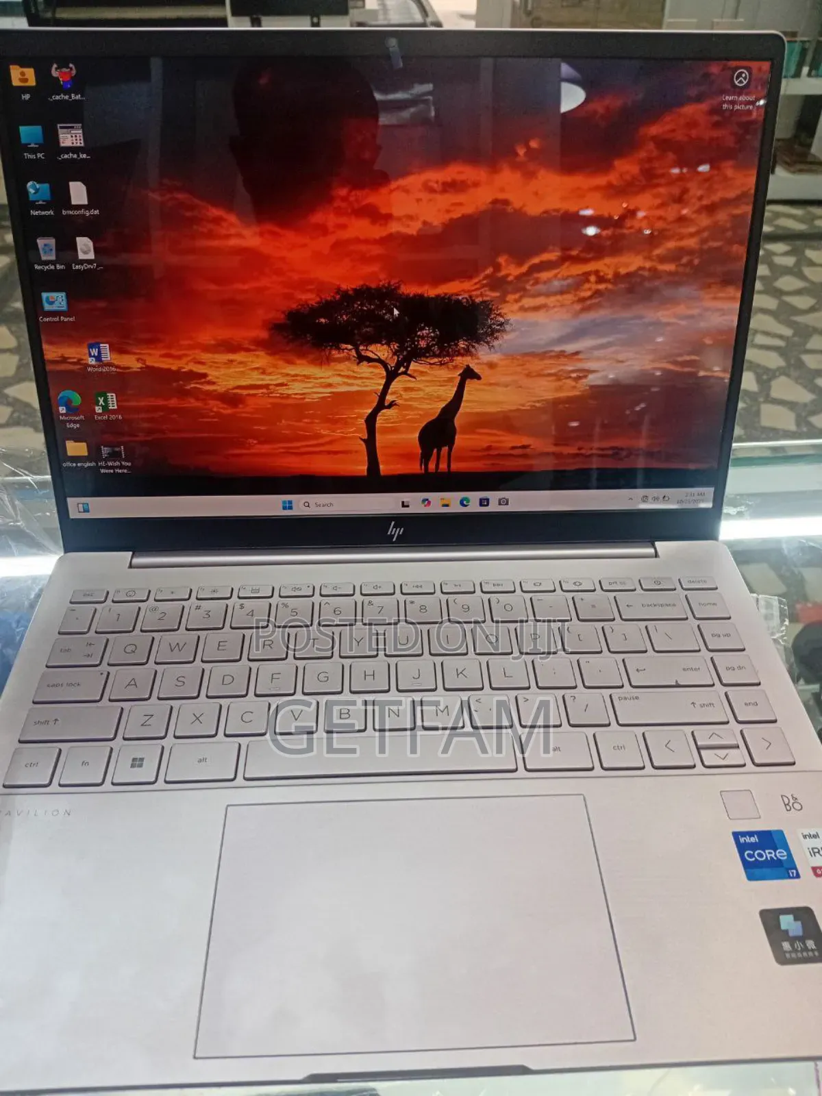 New Laptop HP Pavilion 15 16GB Intel Core I7 SSD 1T