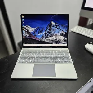 Photo - New Laptop Microsoft Surface 8GB Intel Core I5 SSD 128GB