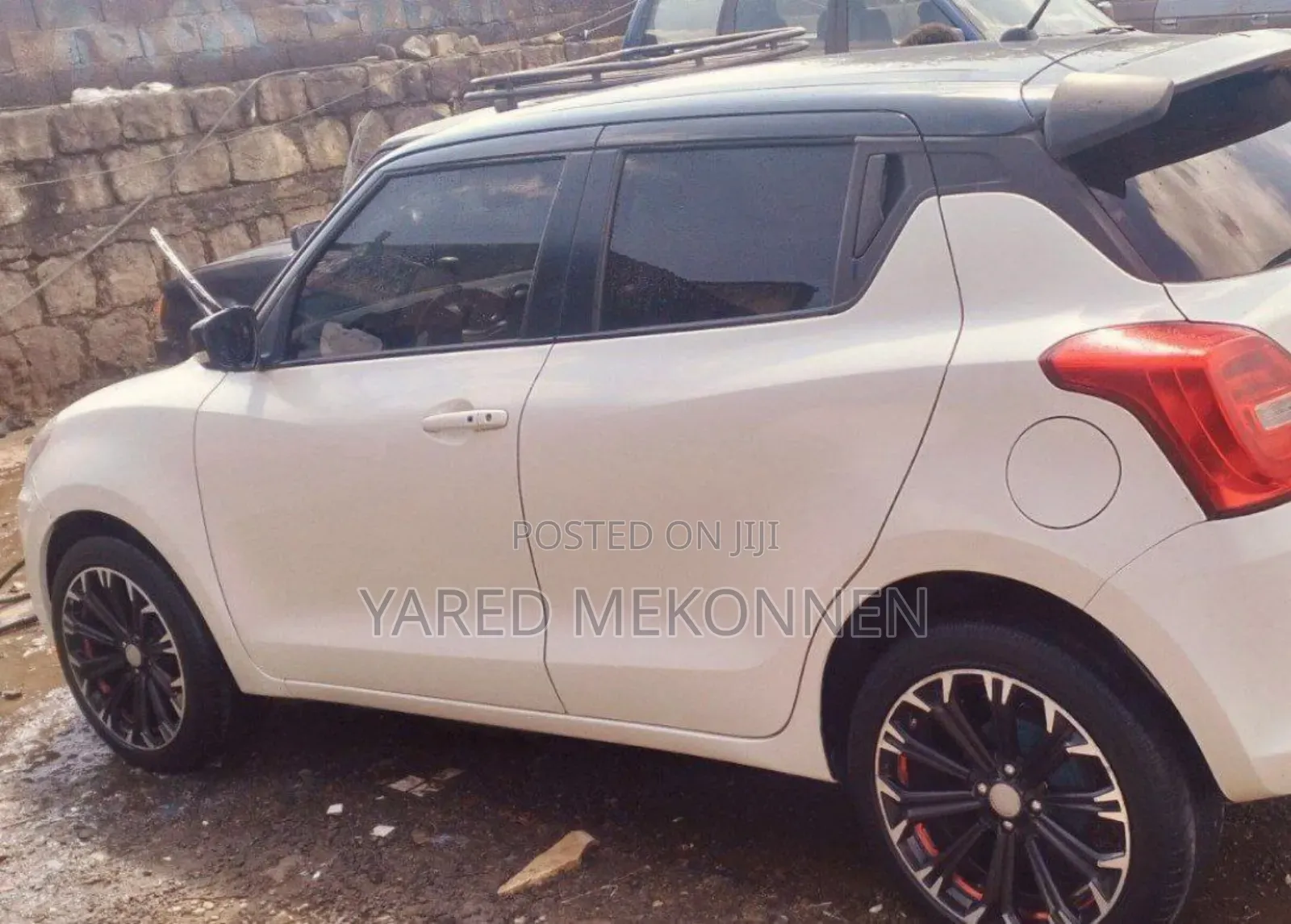 Suzuki Swift 2022 White