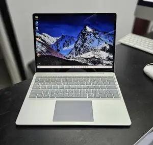 New Laptop Microsoft Surface 8GB Intel Core i5 SSD 128GB