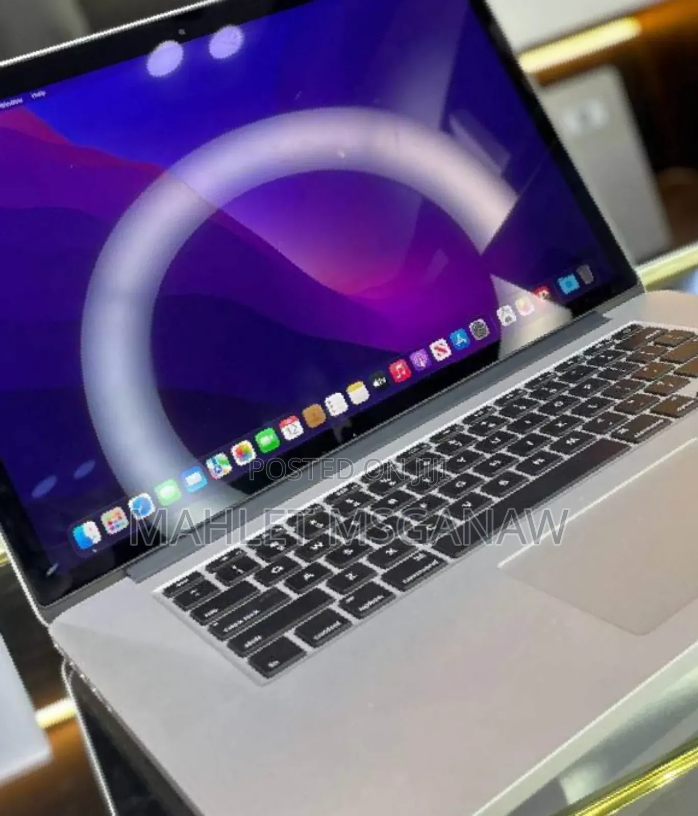 New Laptop Apple MacBook 2015 16GB Intel Core I7 SSD 256GB