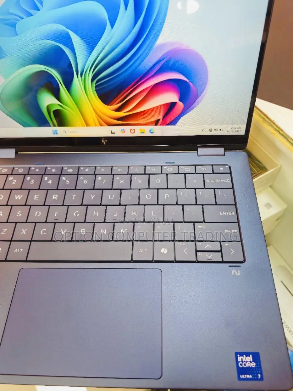New Laptop HP 16GB Intel Core Ultra 7 SSD 1T