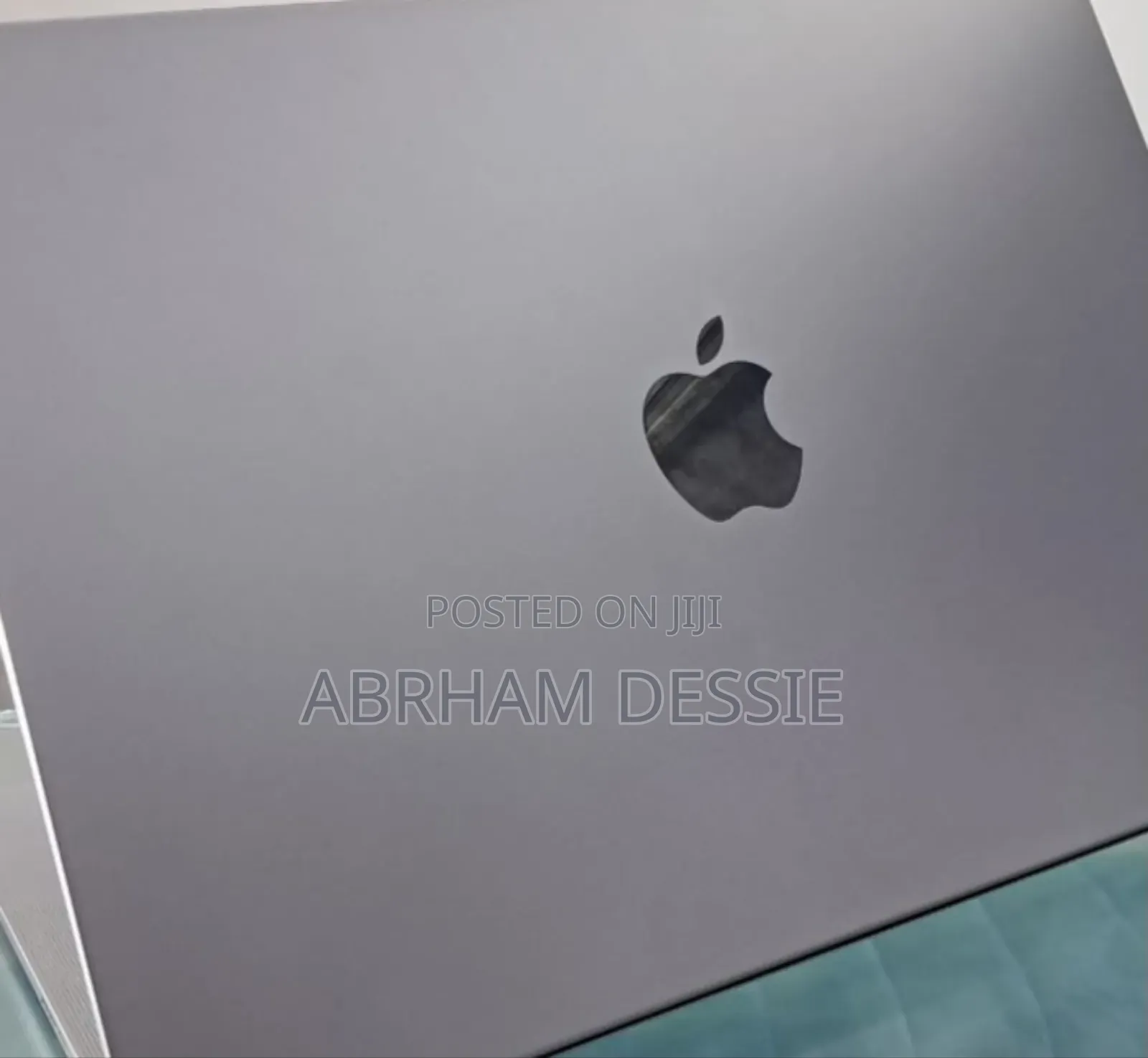 New Laptop Apple MacBook Pro 2021 M1 32GB Apple M1 Pro SSD 512GB