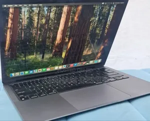 New Laptop Apple MacBook Air 2022 M2 8GB Apple M2 SSD 256GB