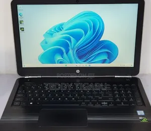 New Laptop HP Pavilion 15 8GB Intel Core I5 SSD 256GB