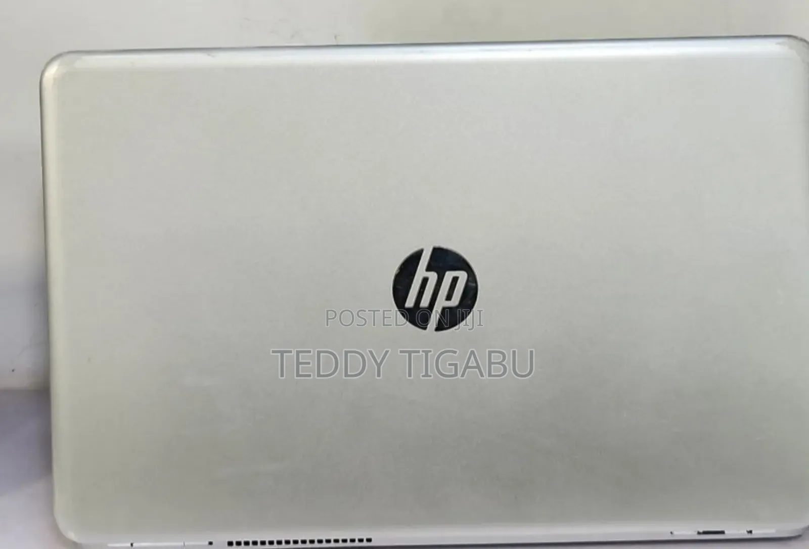 New Laptop HP Pavilion 15 8GB Intel Core I5 SSD 256GB