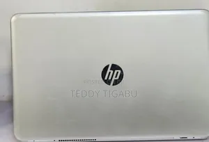 New Laptop HP Pavilion 15 8GB Intel Core I5 SSD 256GB