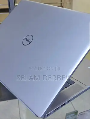 New Laptop Dell Inspiron 16 5620 16GB Intel Core I7 SSD 512GB