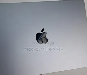 New Laptop Apple MacBook Pro M1 32GB Apple M2 SSD 512GB