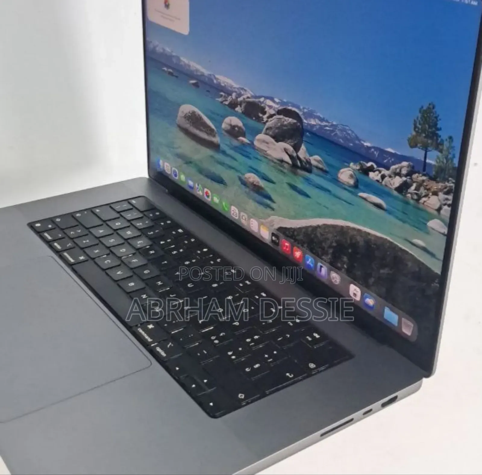 New Laptop Apple MacBook Pro M1 32GB Apple M2 SSD 512GB