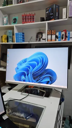 Photo - New Hp 27 Inch Frameless Monitor