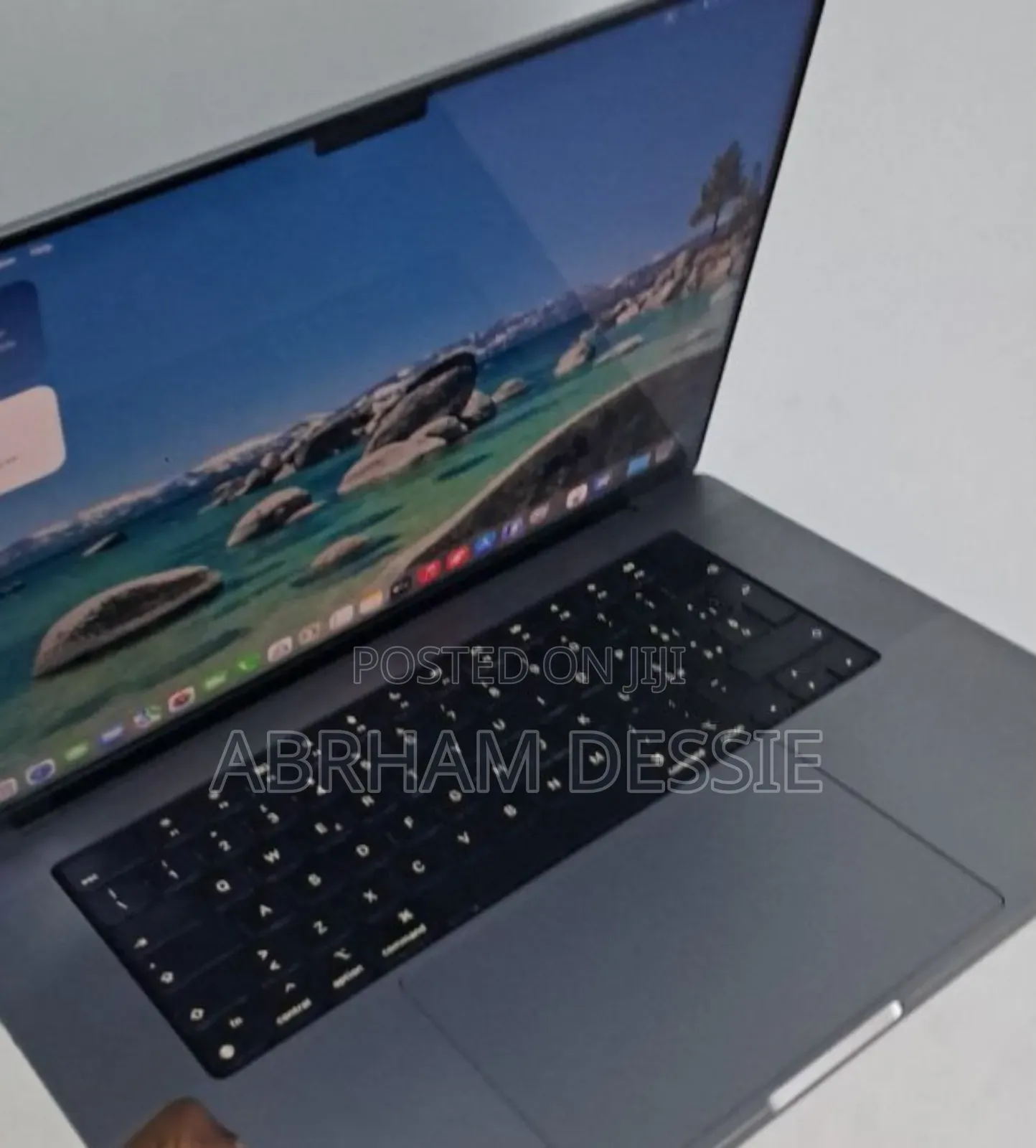 New Laptop Apple MacBook Pro M1 32GB Apple M2 SSD 512GB