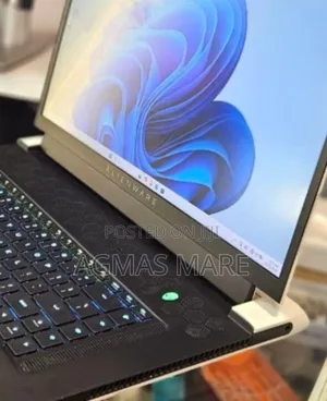 New Laptop Alienware M17x R2 32GB Intel Core I7 SSD 512GB