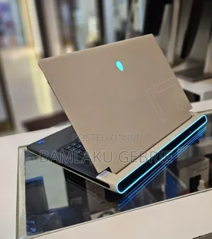 New Laptop Alienware M17x R2 32GB Intel Core I7 SSD 512GB