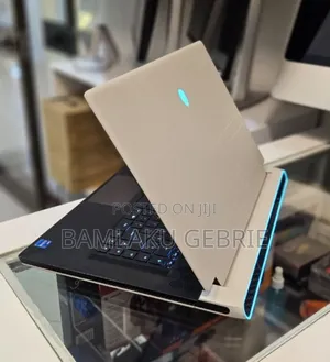 New Laptop Alienware M17x R2 32GB Intel Core I7 SSD 512GB